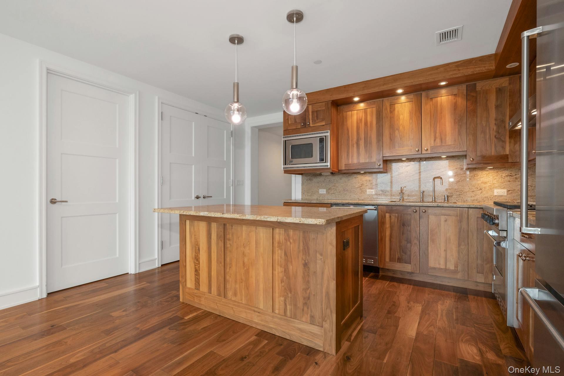 5 Renaissance Square 21F