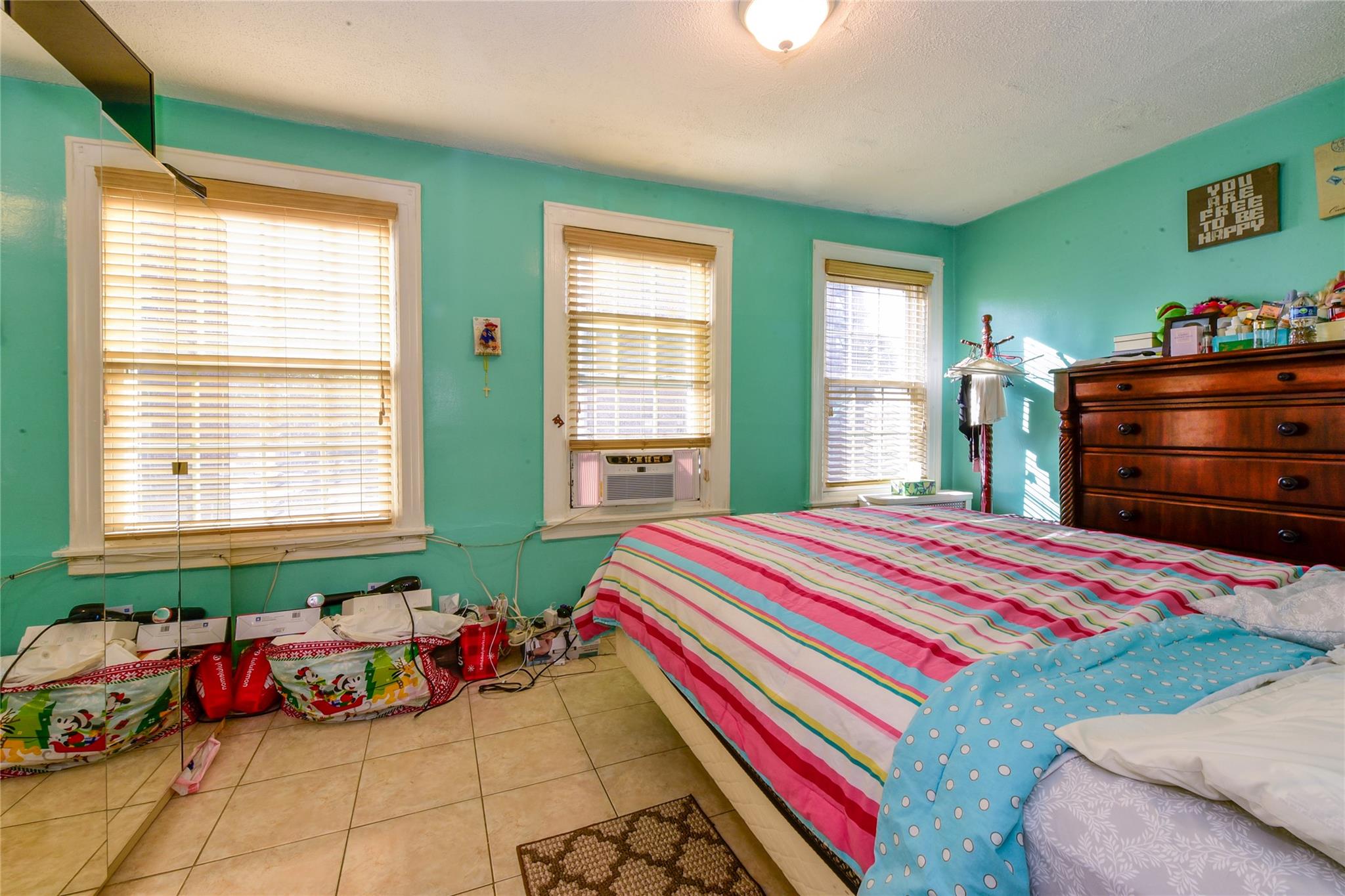 13113 86th Road, Richmond Hill, New York image 15