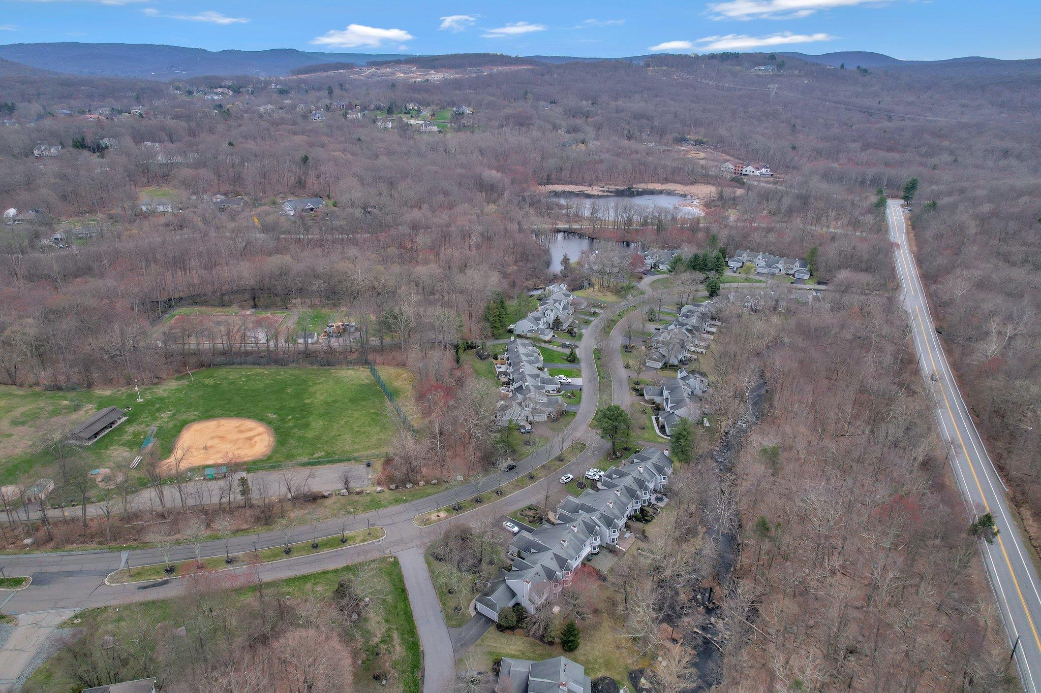 75 Woodlands Drive, Tuxedo Park, New York image 42