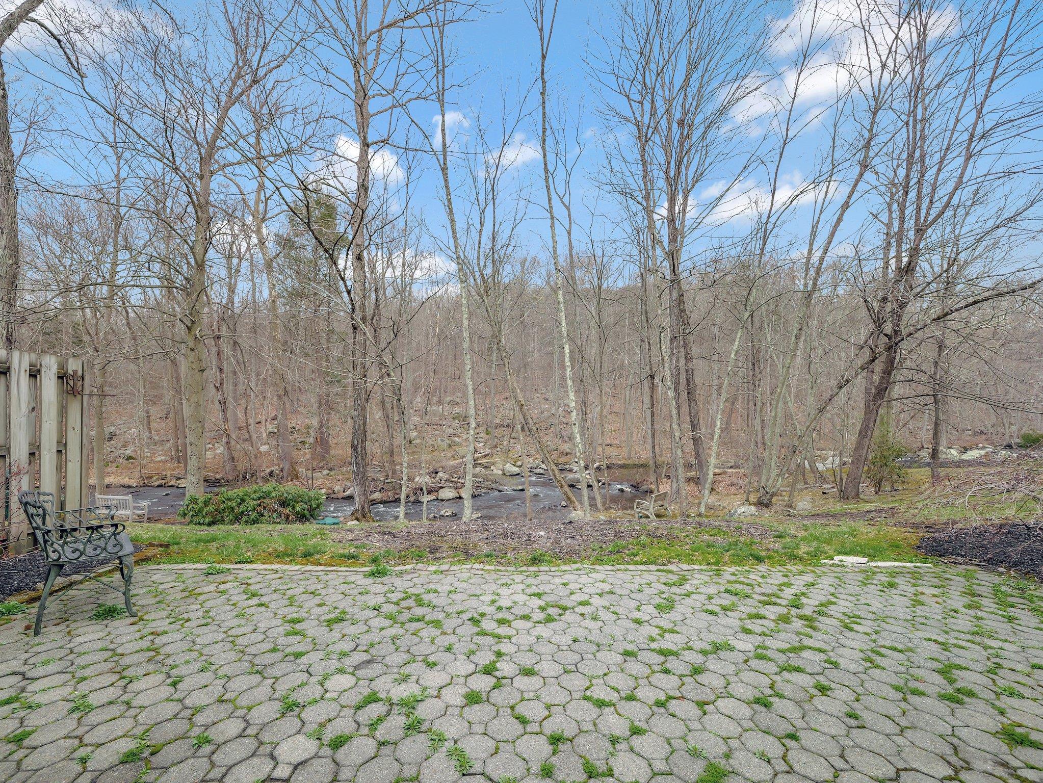 75 Woodlands Drive, Tuxedo Park, New York image 38