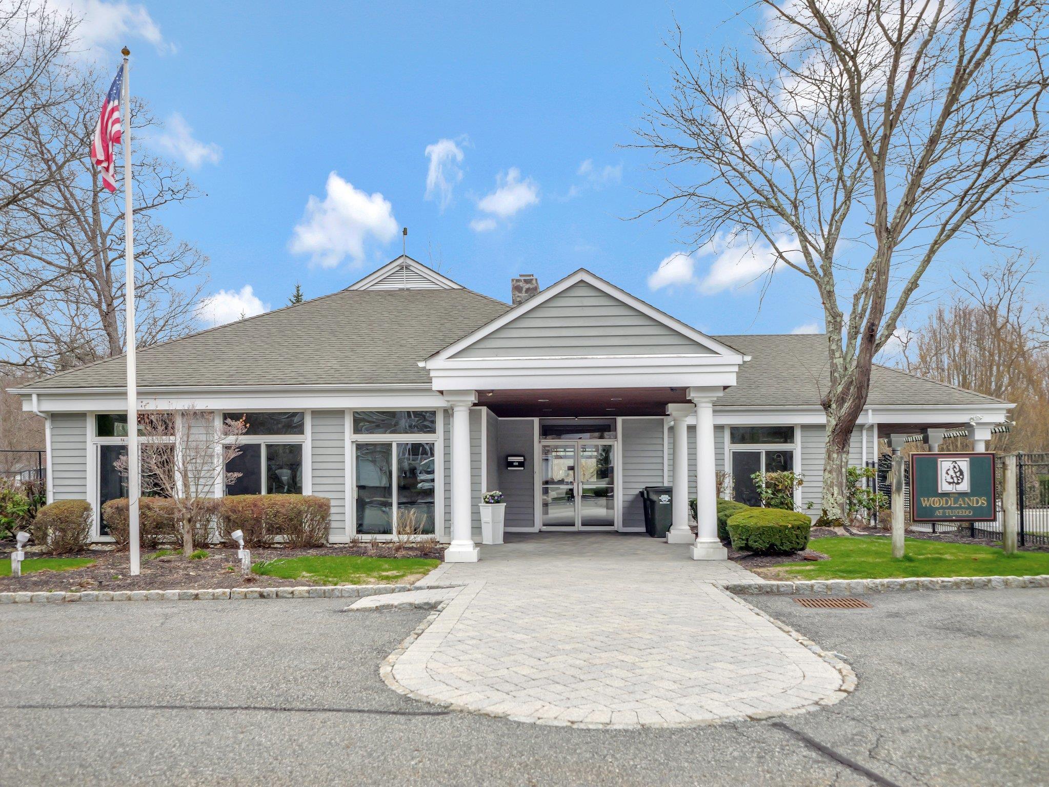 75 Woodlands Drive, Tuxedo Park, New York image 39