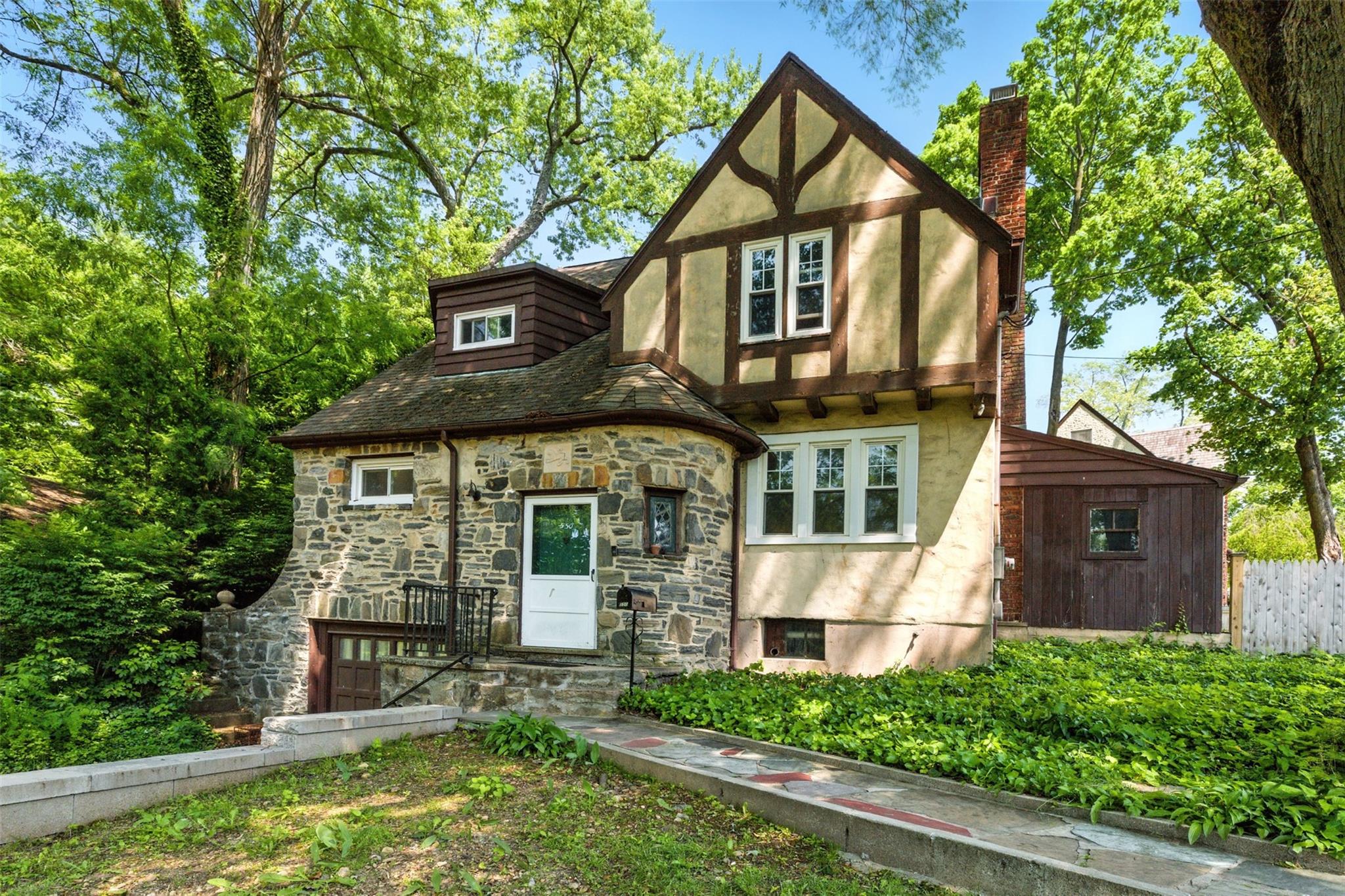 1 Kennedy Place