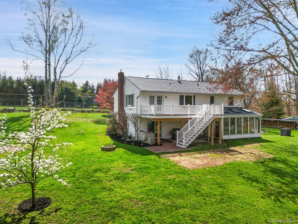 Photo of 408 N Salem Road, Brewster, NY 10509 (MLS # 984431)