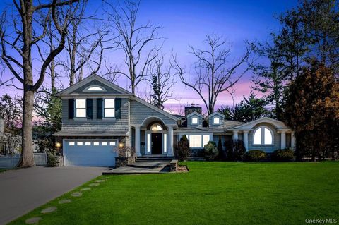 3 School House Lane Great Neck NY 11020