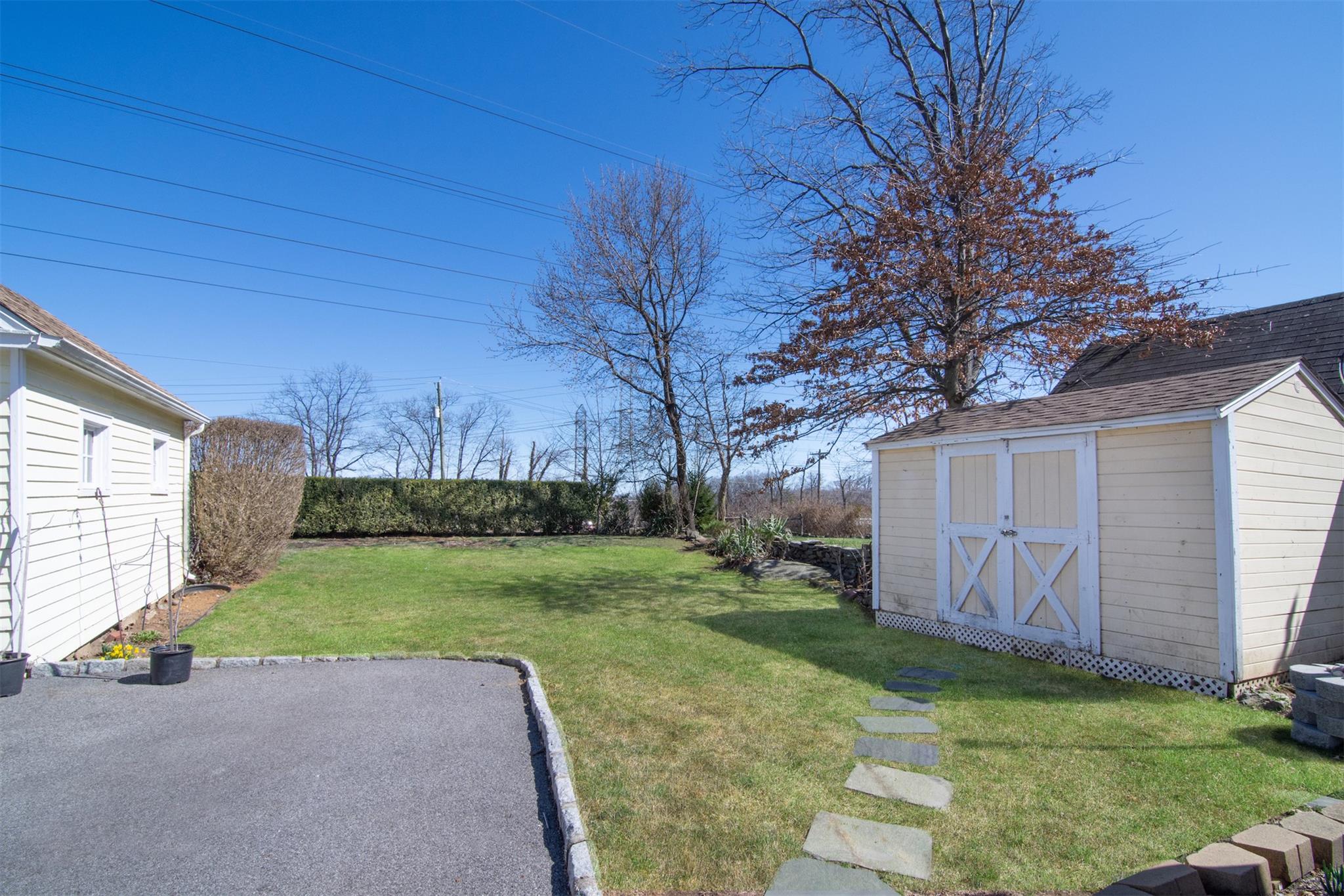8 Kenilworth Road, Yonkers, New York image 25