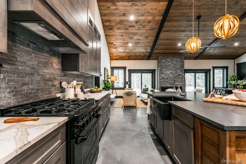 Tiny photo for 805 Kripplebush Road, Accord, NY 12404 (MLS # 898273)