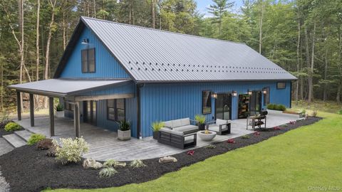 Photo for 805 County Road 2, Accord, NY 12404 (MLS # 898273)
