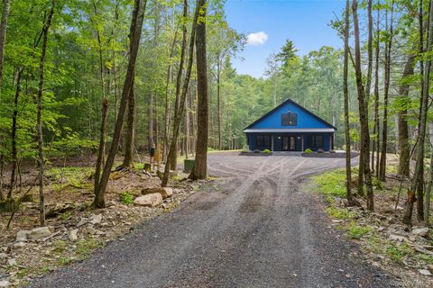 Tiny photo for 805 County Road 2, Accord, NY 12404 (MLS # 898273)