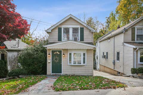 Apartment For Sale - 74 Davis Street<br/> Locust Valley, NY 11560