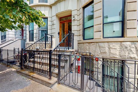 109 W 117th Street 3 New York (Manhattan) NY 10026