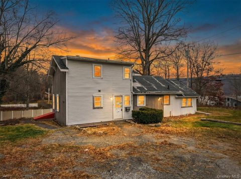 Multifamily For Sale - 6 Laurel Drive<br/> Holmes, NY 12531