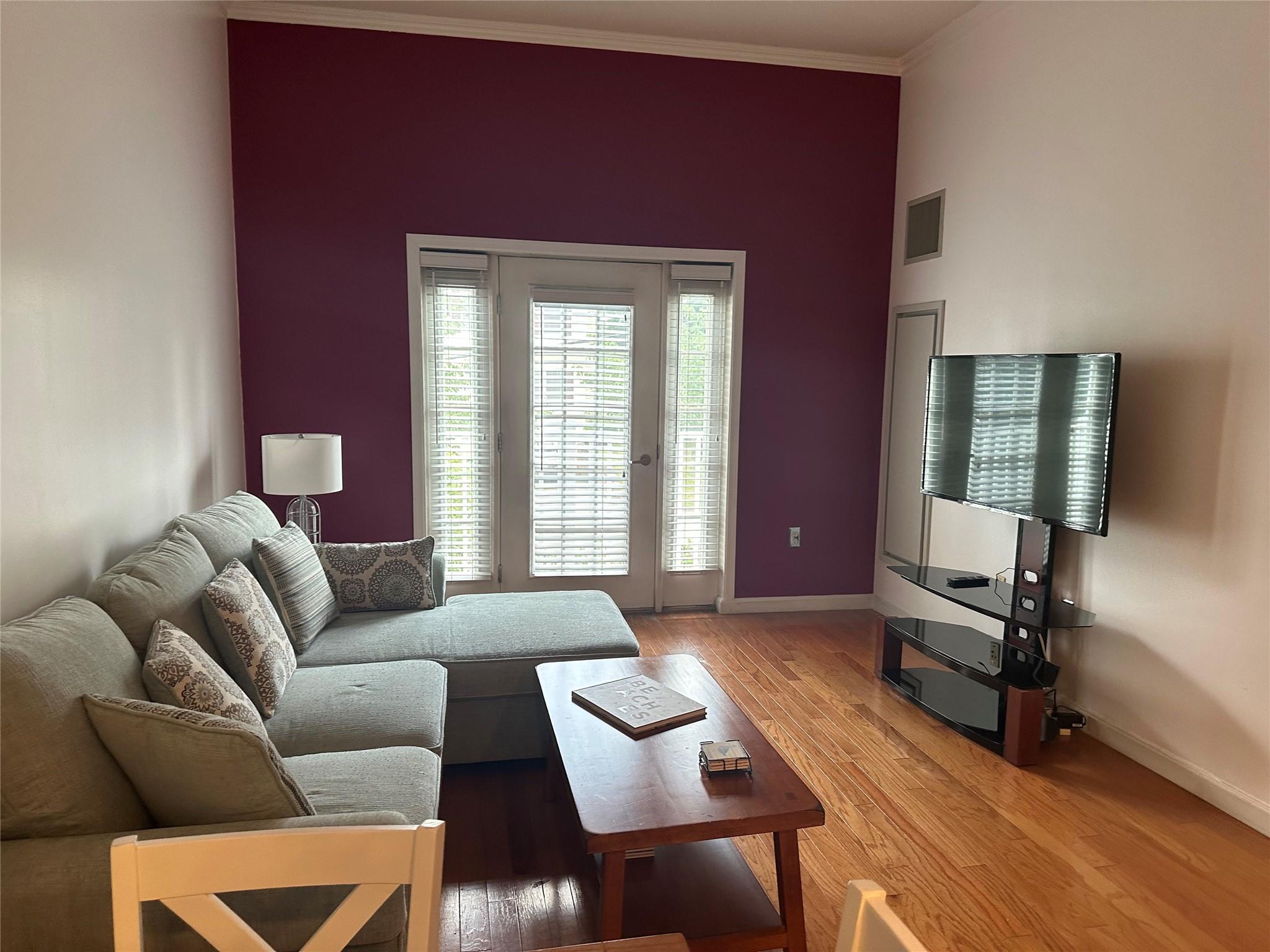 31 Greenridge Avenue 1P
