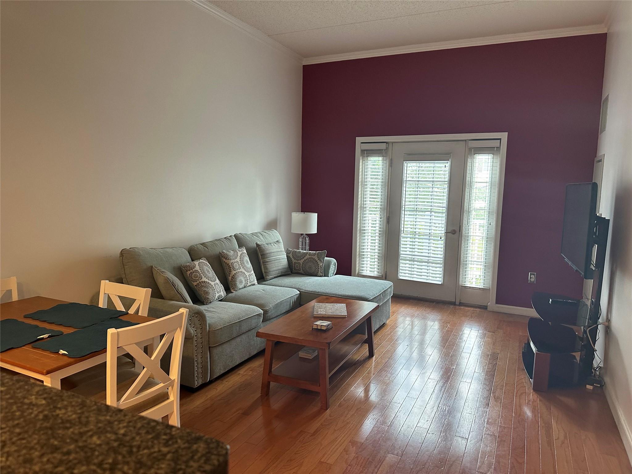 31 Greenridge Avenue 1P