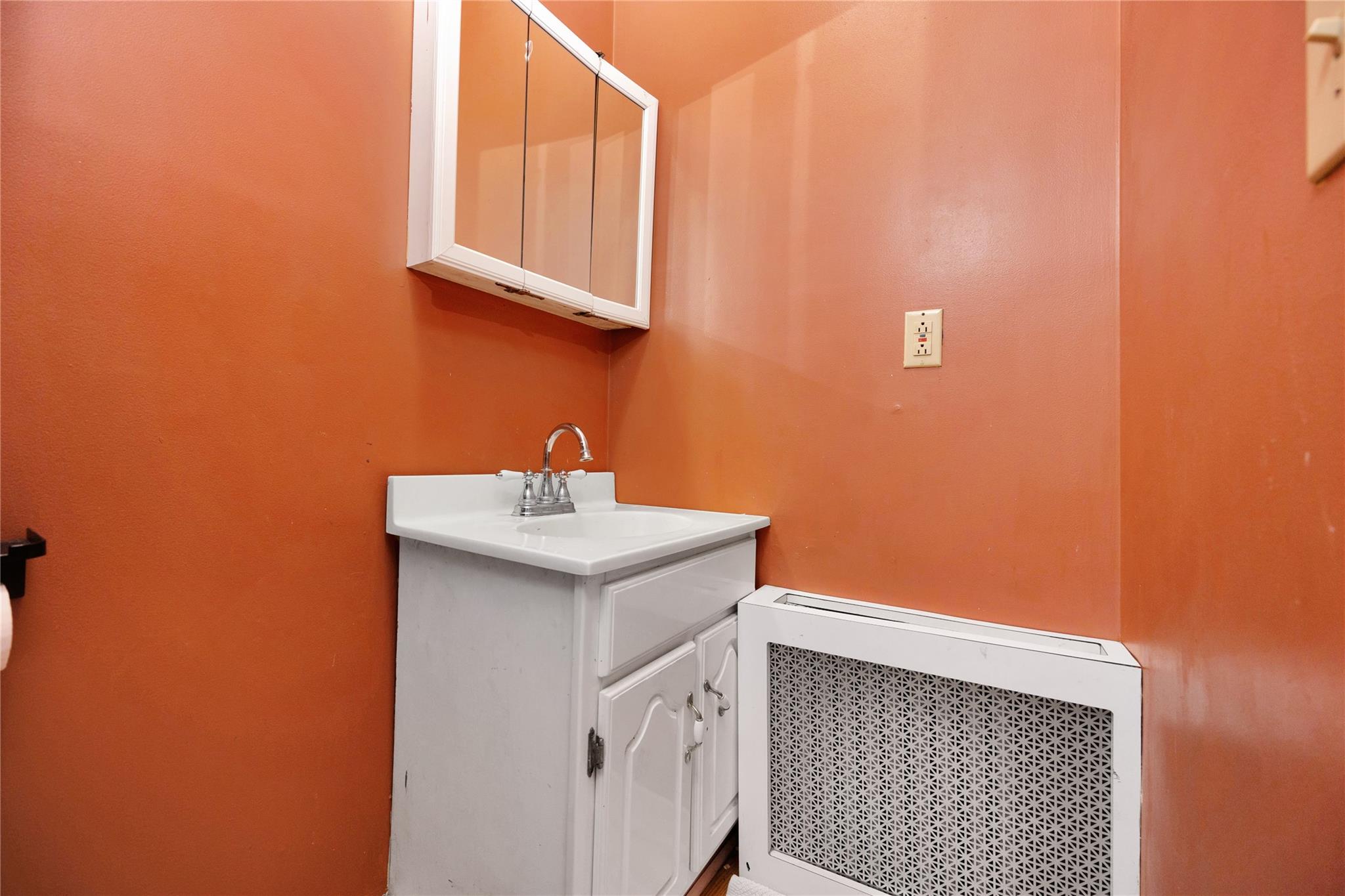 184 Prospect Street, Farmingdale, New York image 12