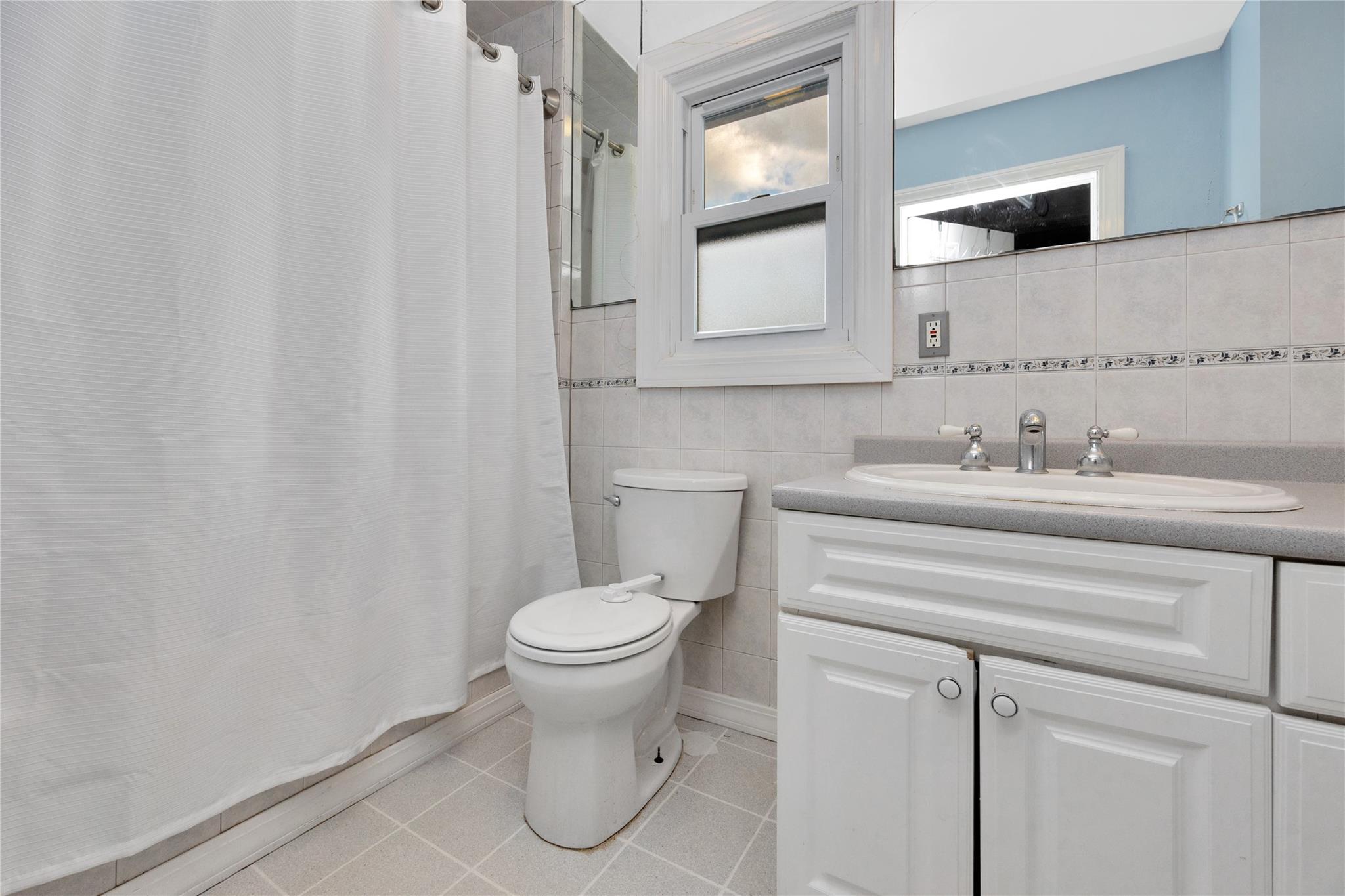 184 Prospect Street, Farmingdale, New York image 17