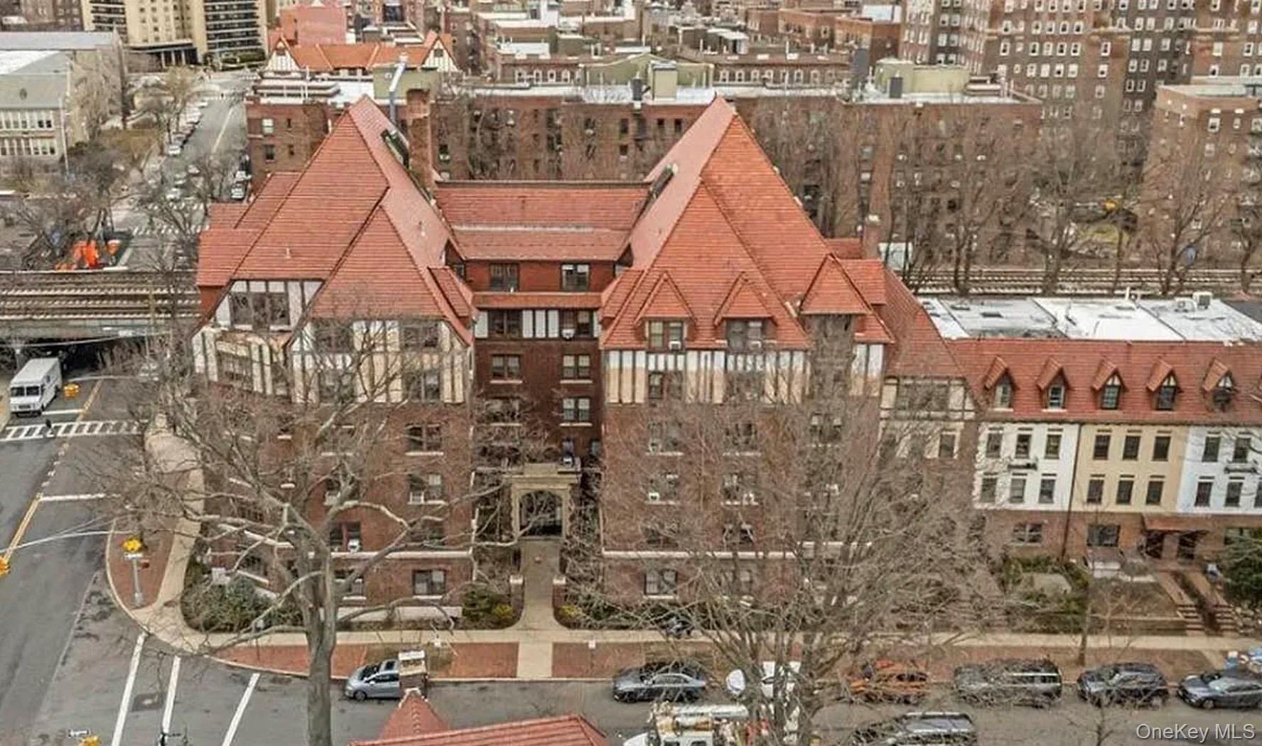 150 Burns Street 3A, #5F, #5H, #6E