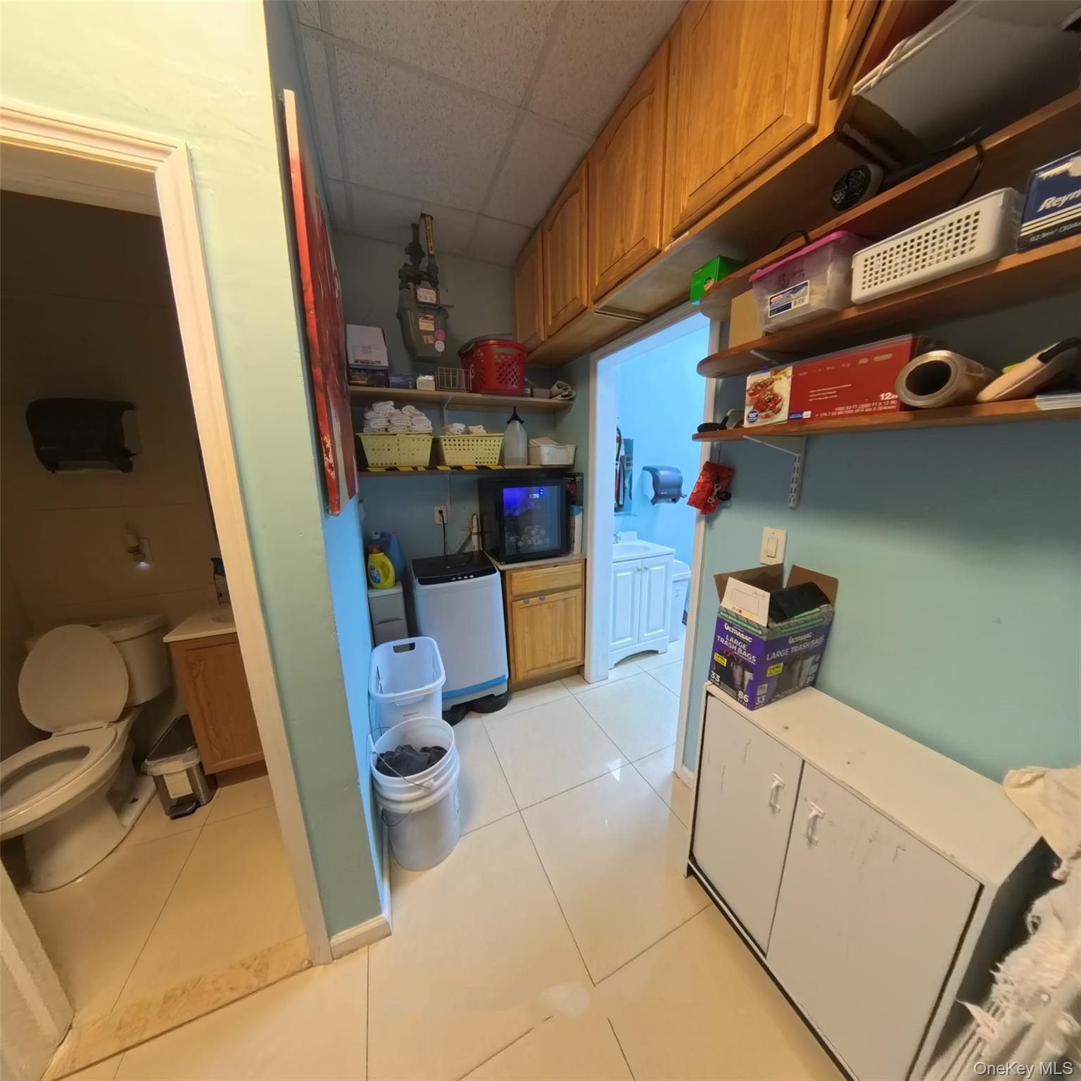 3490 E Tremont Avenue