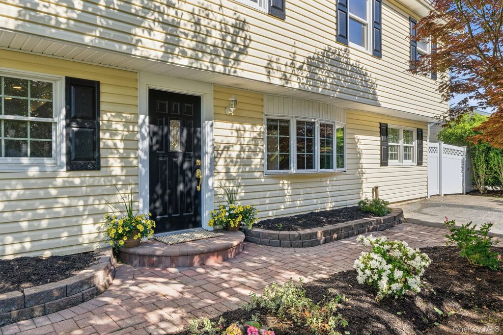 Photo of 327 Broadway, Port Jefferson Station, NY 11776 (MLS # 1001088)