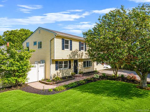 Photo of 327 Broadway, Port Jefferson Station, NY 11776 (MLS # 1001088)