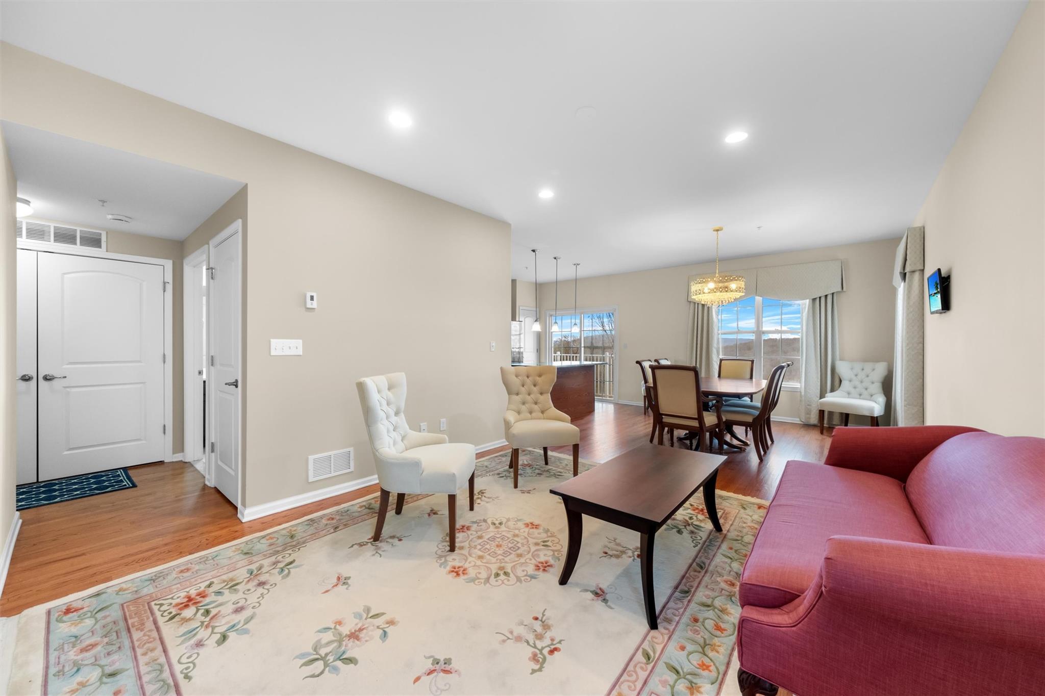 1701 Hawthorn Way, New Windsor, New York image 3