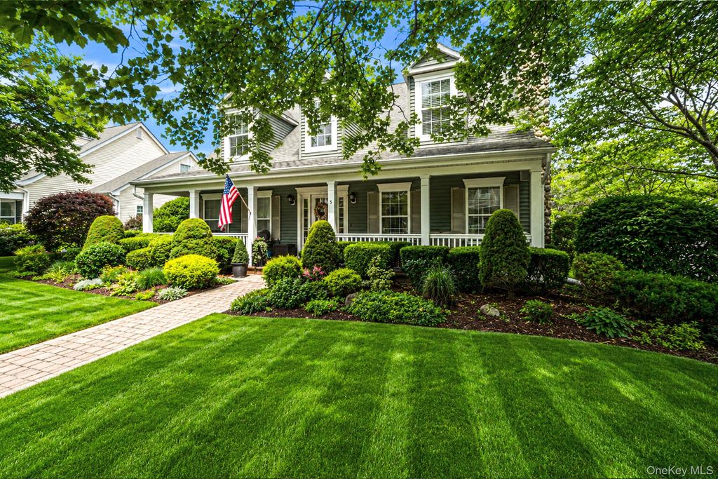 Photo of 5 Green Ash Street, Calverton, NY 11933 (MLS # 1027530)