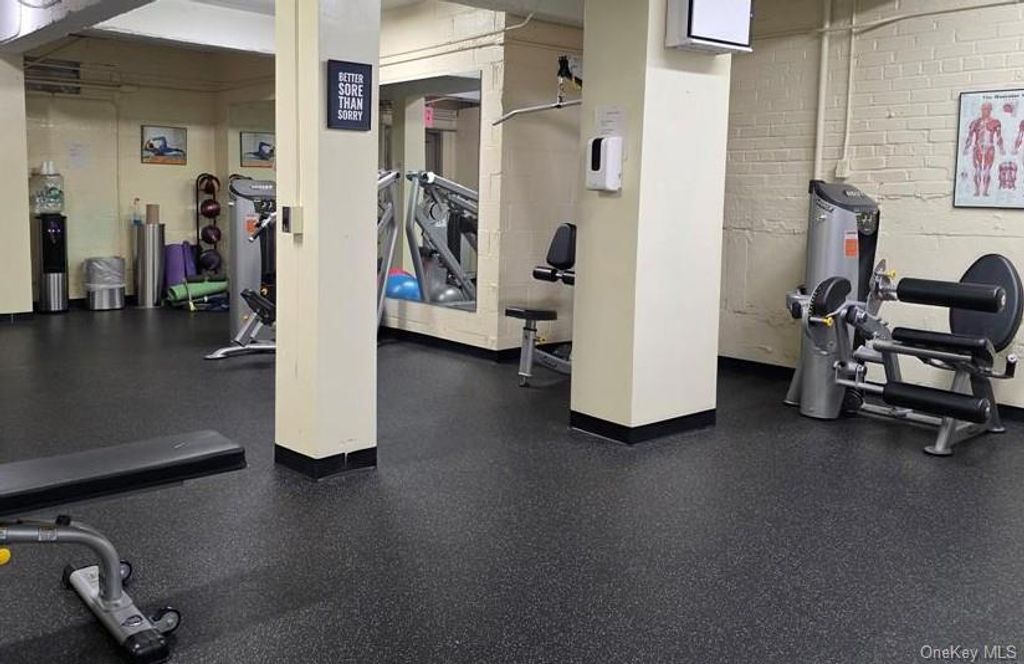 Photo of 84-01 main street St #207, Briarwood, NY 11435 (MLS # 939573)