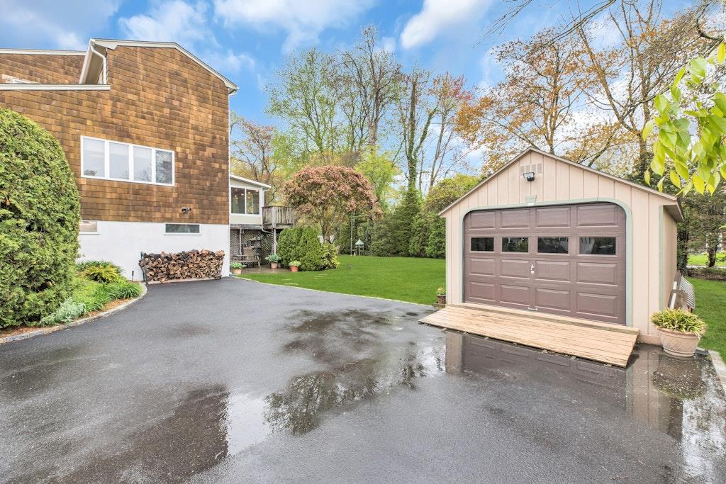 39 Wilson Street, Blue Point, New York image 34