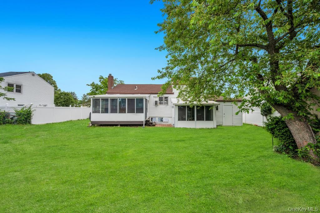 Photo of 125 S 5th Street, Bethpage, NY 11714 (MLS # 1004999)