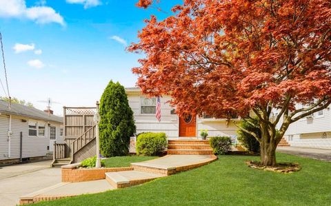 118 William Avenue Staten Island NY 10308