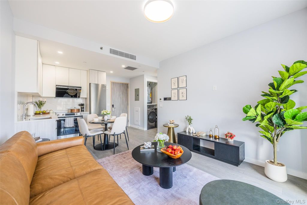 Photo of 134-11 Franklin Avenue #9A, Flushing, NY 11355 (MLS # 964609)