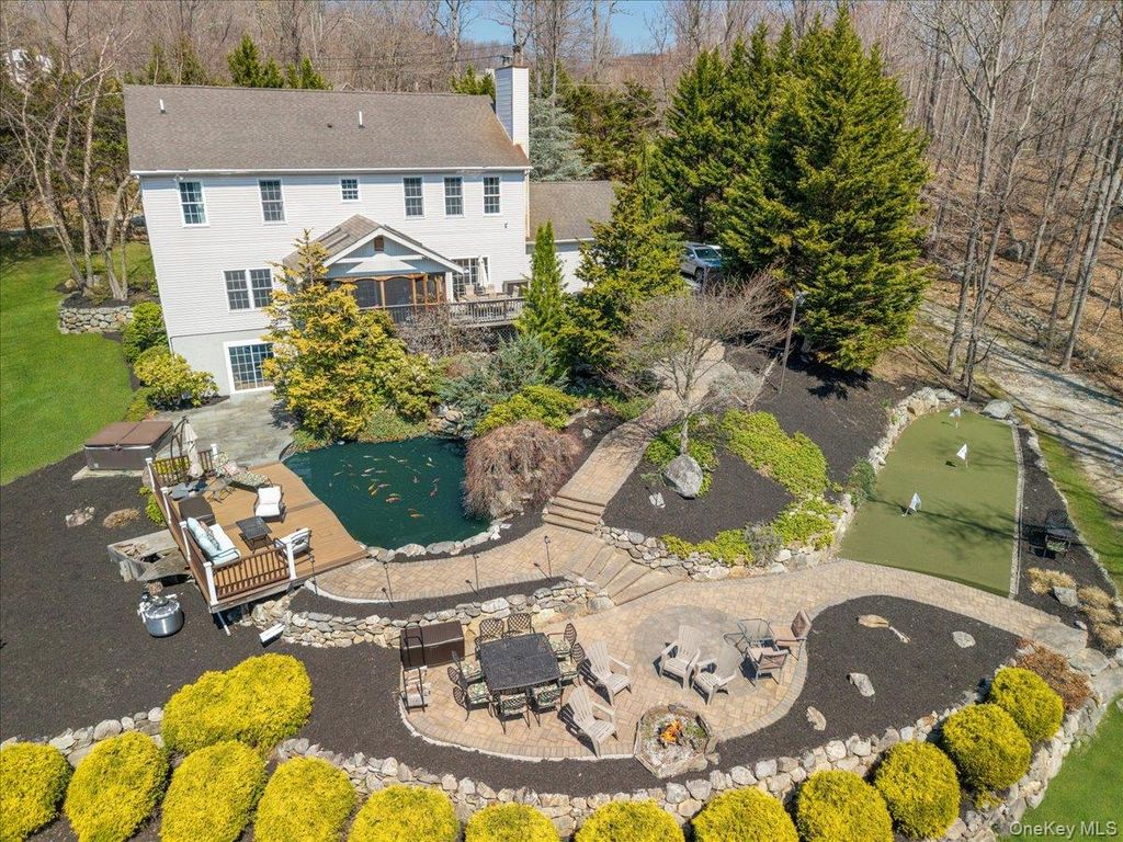 Photo of 27 Kramers Pond Road, Putnam Valley, NY 10579 (MLS # 986644)