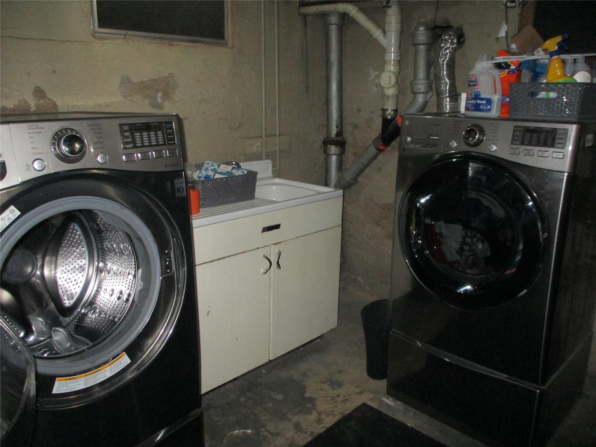 26 Chestnut Avenue, Floral Park, New York image 19