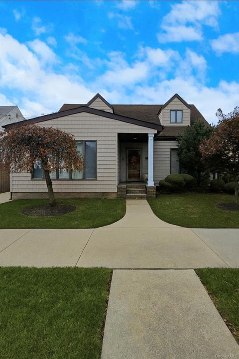 Photo of 15724 86th Street, Howard Beach, NY 11414 (MLS # 939465)