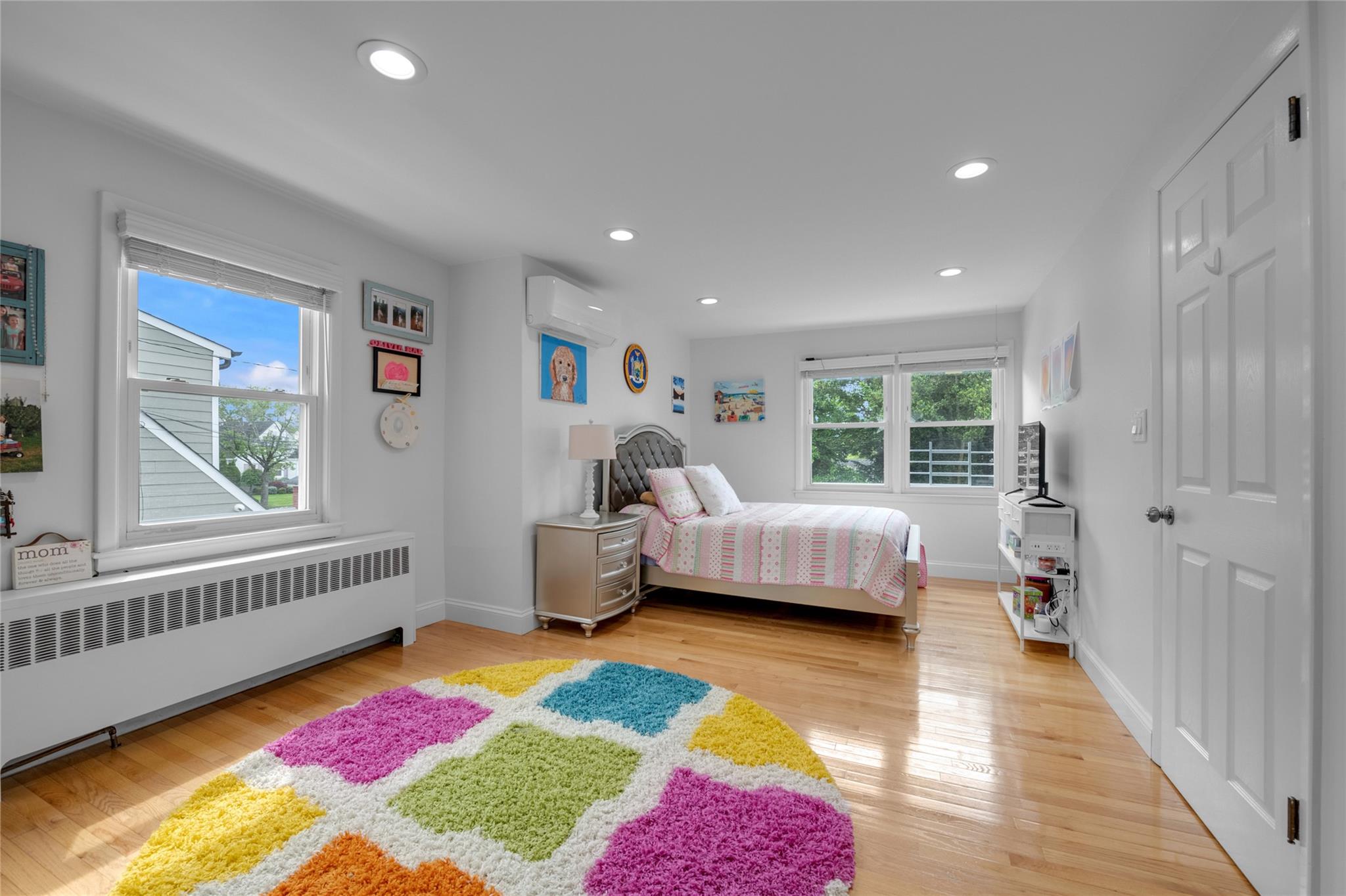 104 South Street, New Hyde Park, New York image 16