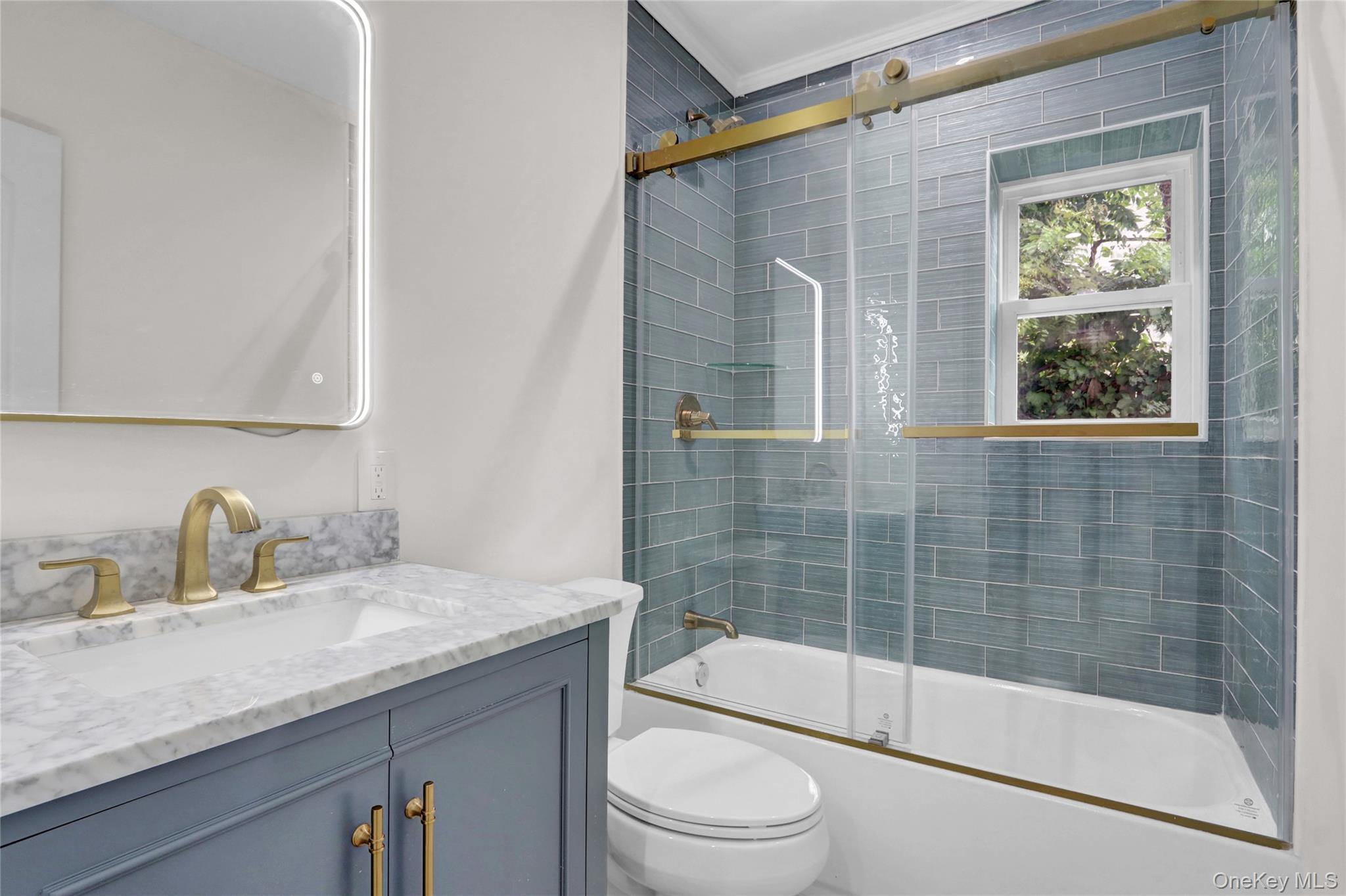 Long Beach, New York 11561, United States, 4 Bedrooms Bedrooms, ,3 BathroomsBathrooms,Residential,Active,181168