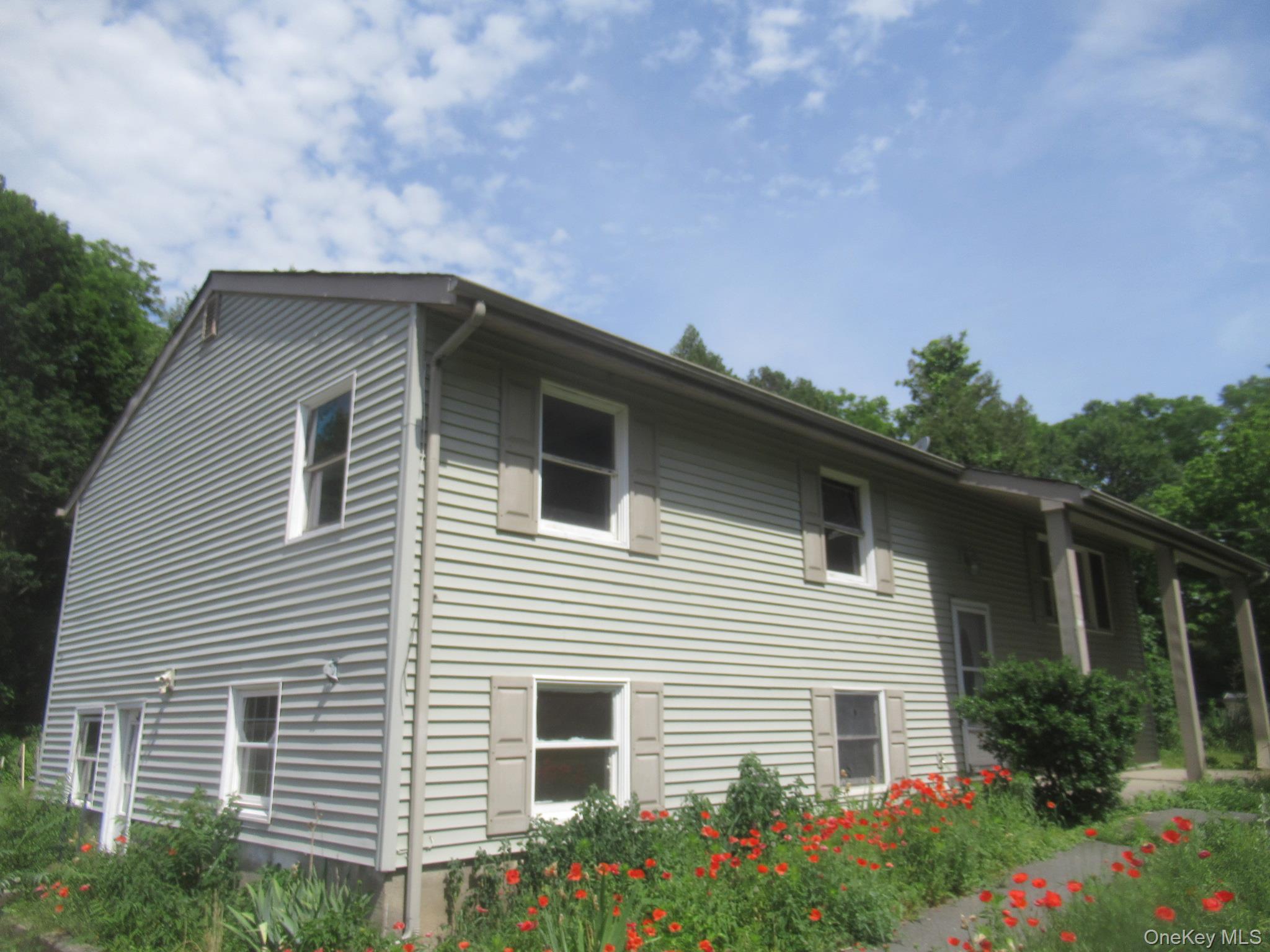 11 Myrtle Avenue