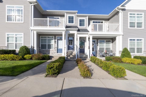 Condo For Sale - 45 Grace Hall Lane<br/> Suffolk County, Yaphank, NY 11980