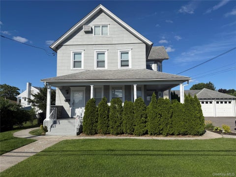Apartment For Rent - 671 Main Street #1<br/> Nassau County, Farmingdale, NY 11735