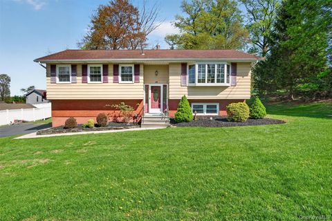 Homes For Sale - 10 Termasen Drive Dr<br/> Rockland County, Stony Point, NY 10980