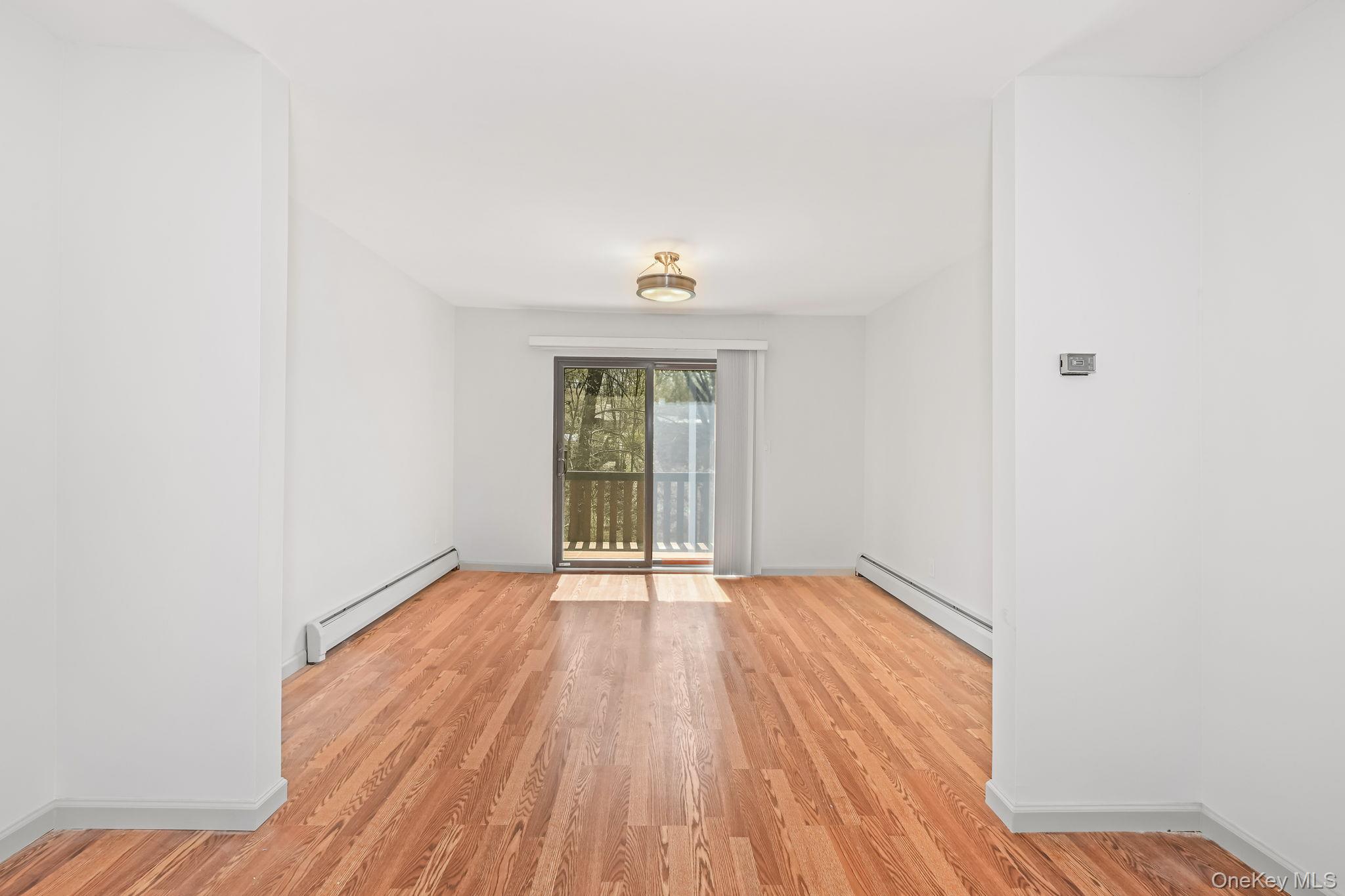 105 Coachlight Square