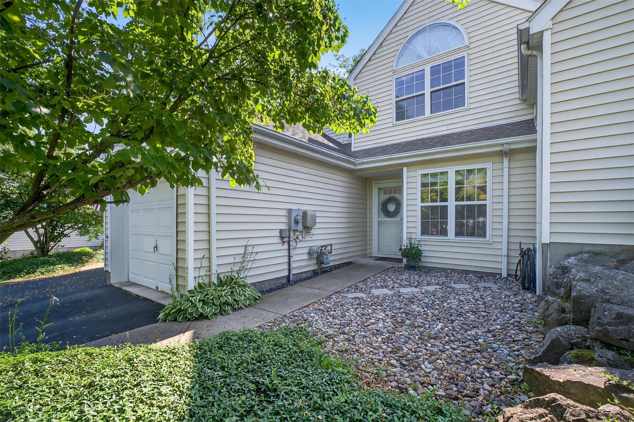 42 Prestwick Court
