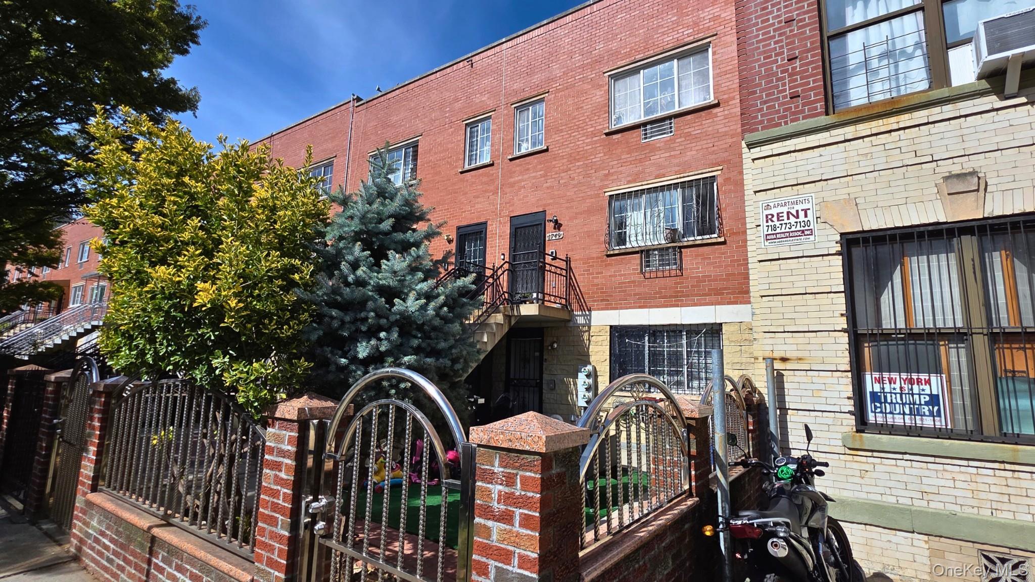 1749 Sterling Place