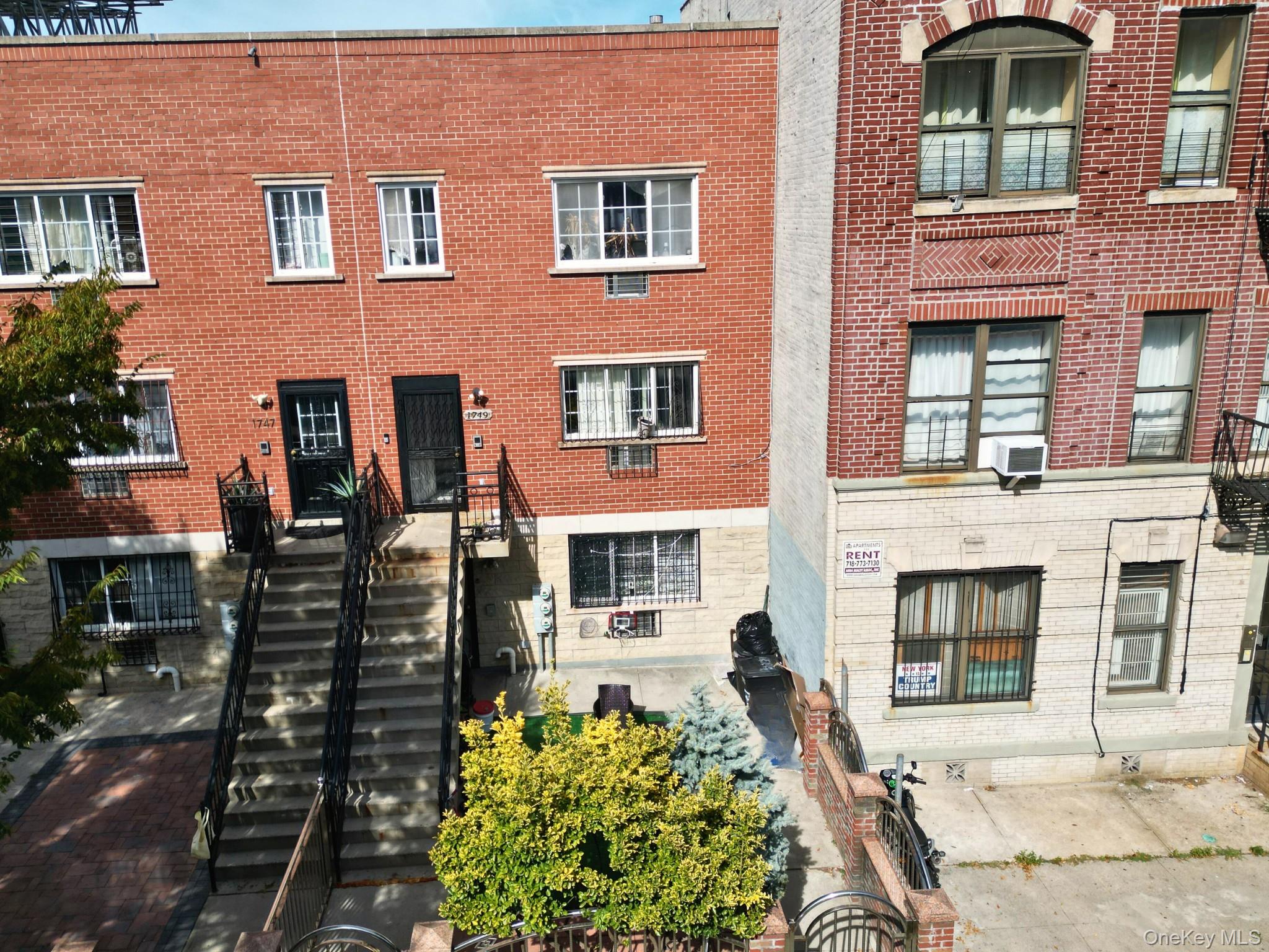 1749 Sterling Place