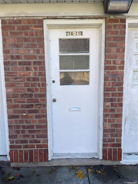 Apartment For Rent - 214-11B Hillside Avenue #2ND FL<br/> Queens County, Queens Village, NY 11427