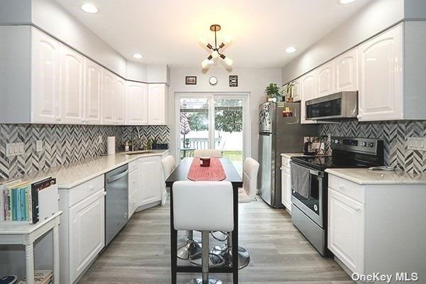 43 Maryland Street, Dix Hills, New York image 8