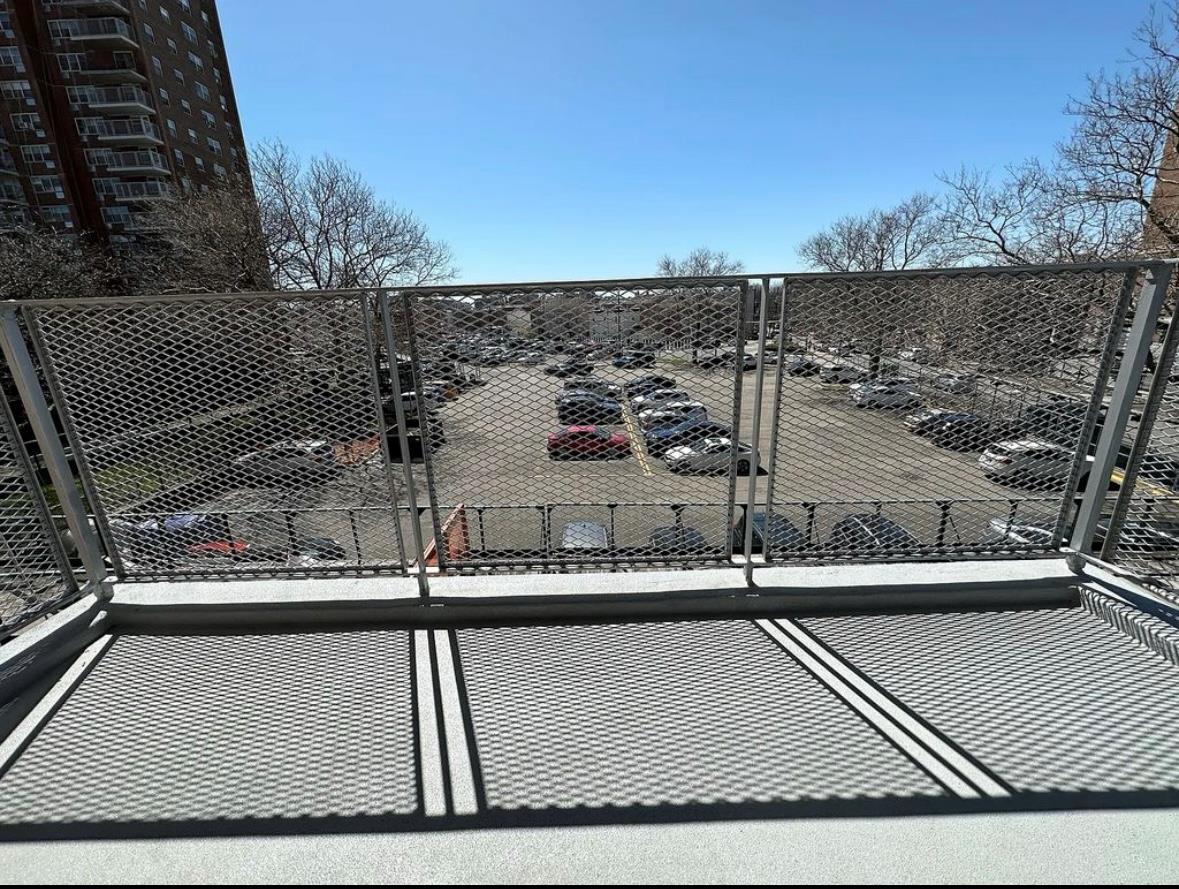 2483 W 16th Street #3C, Brooklyn, New York image 2
