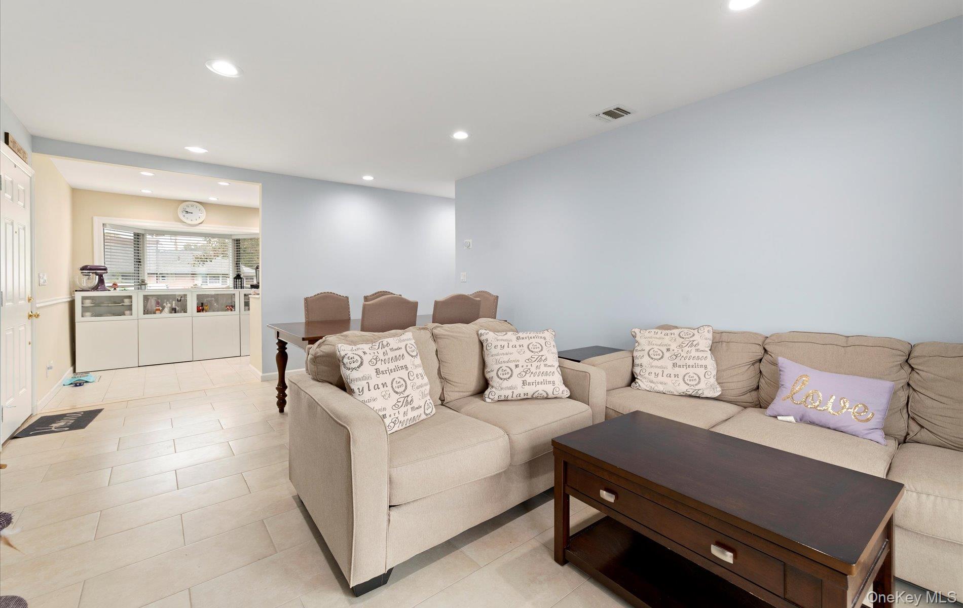 40 Southridge Drive