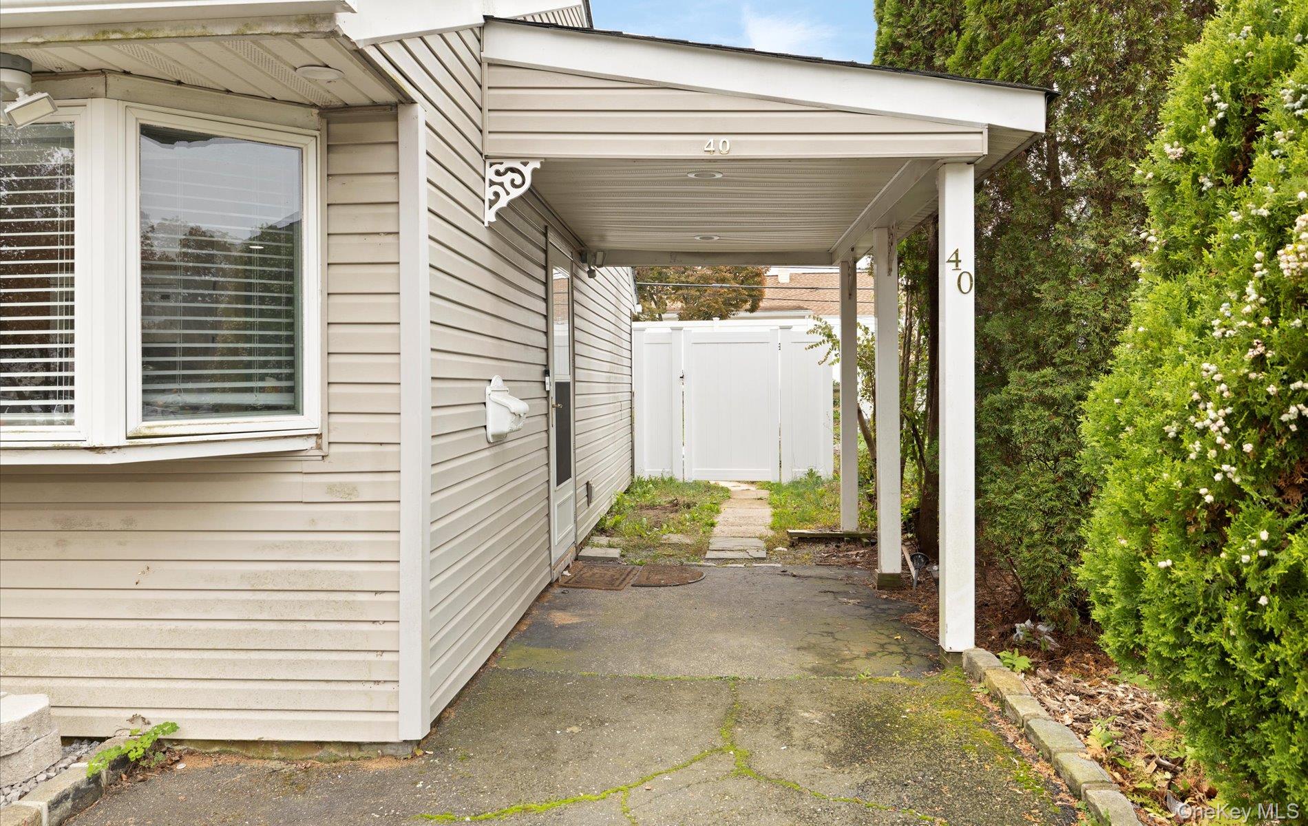 40 Southridge Drive