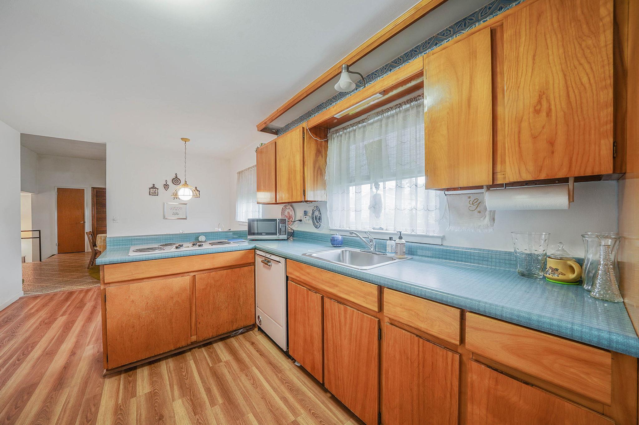 3 Shelter Hill Road, Plainview, New York image 15