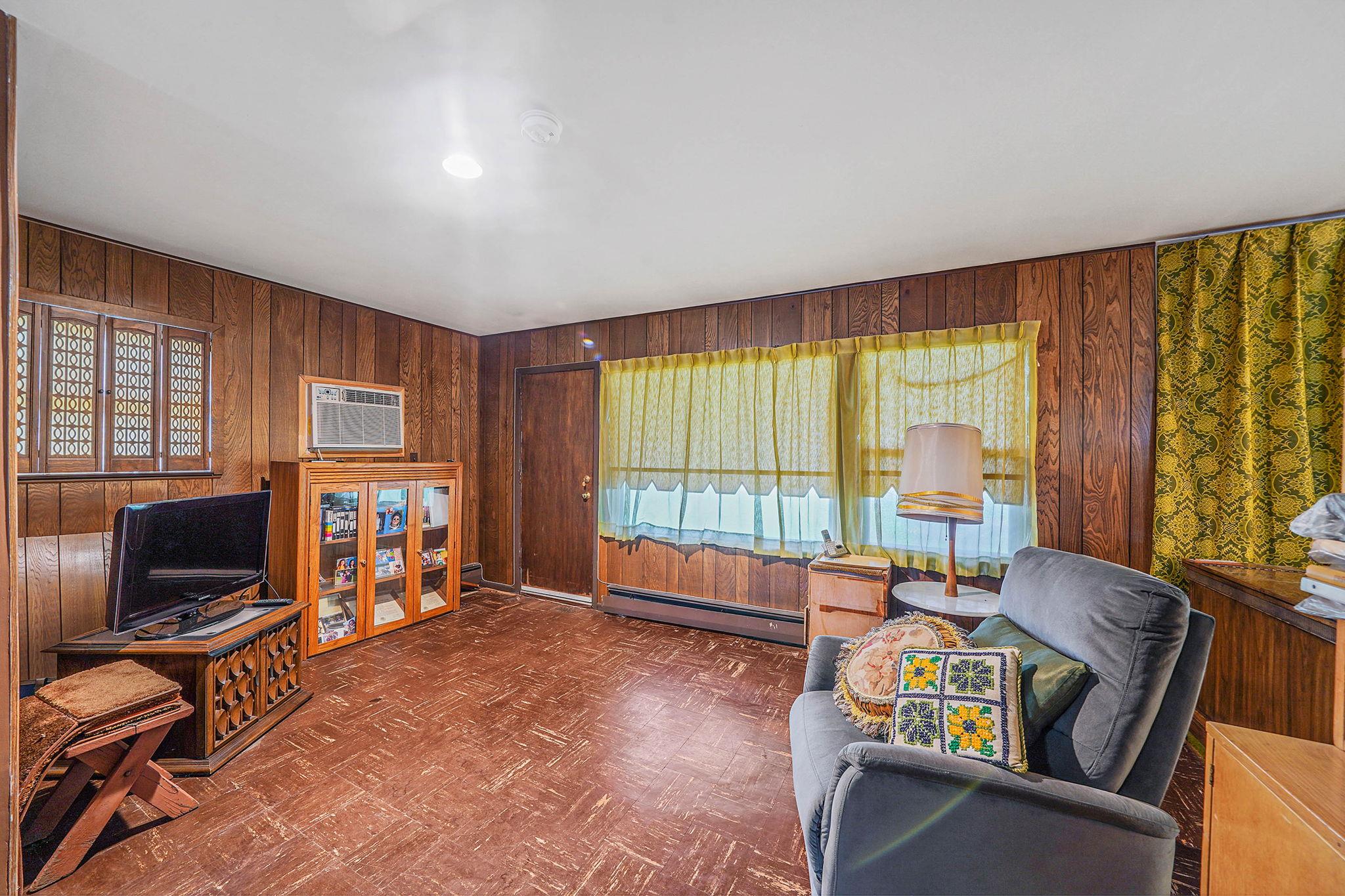 3 Shelter Hill Road, Plainview, New York image 17